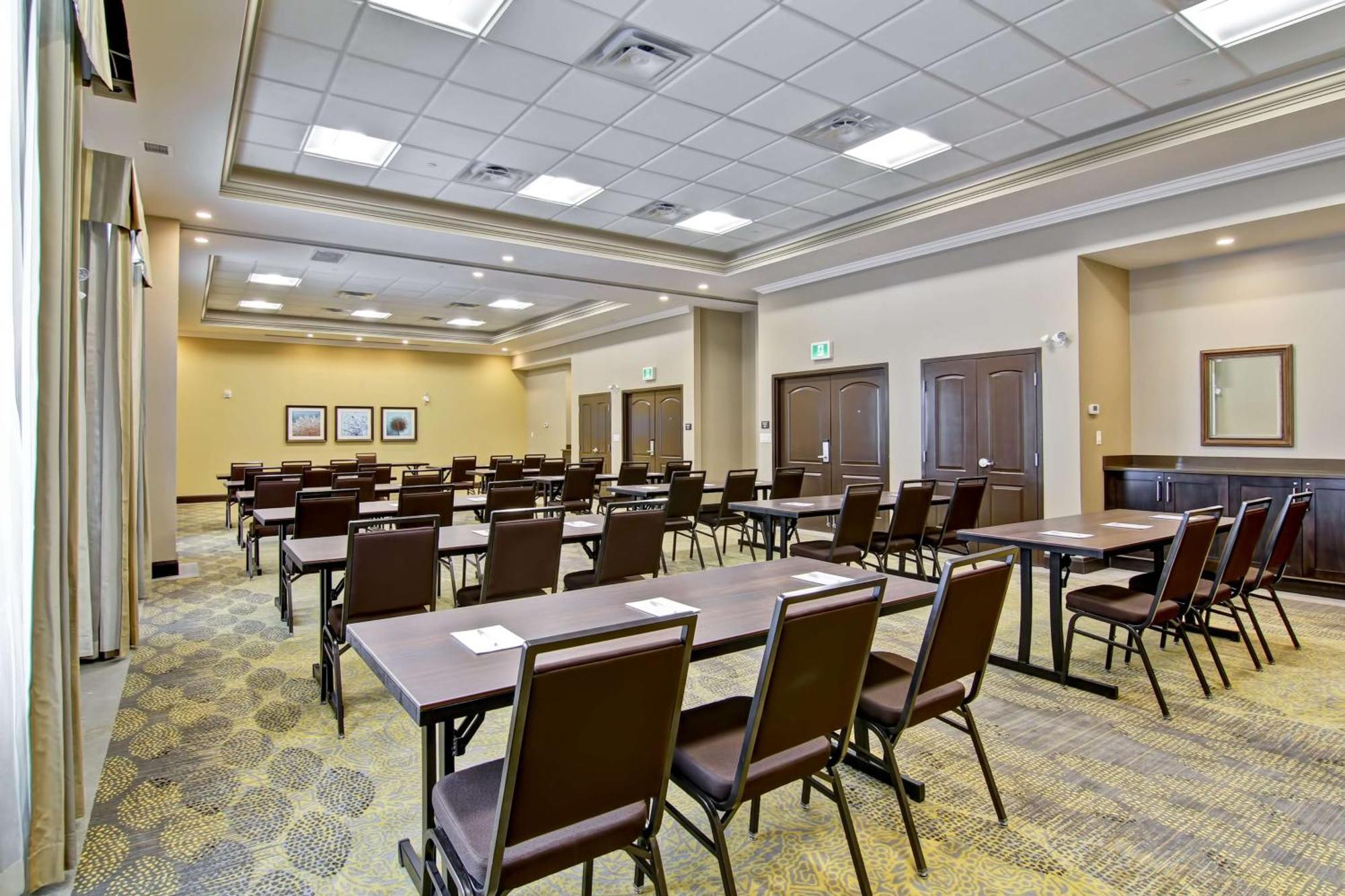 Hampton Inn & Suites By Hilton Saskatoon Airport Kültér fotó